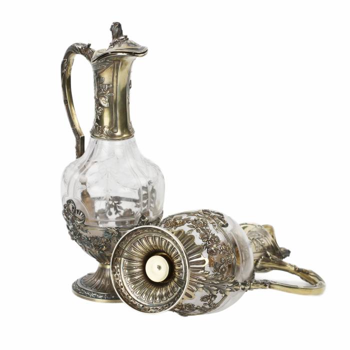 Pair of French glass wine jugs in silver from the late 19th century. 