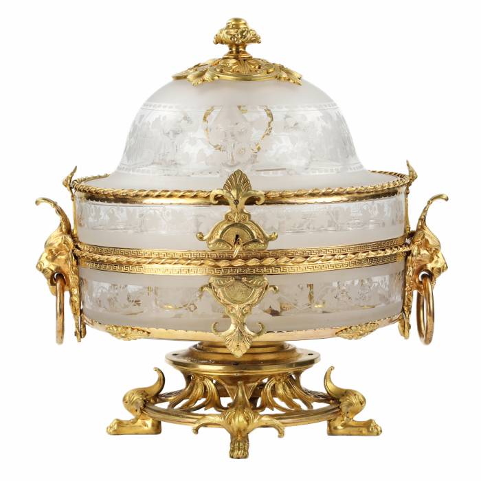 Liquor bar made of glass and gilded bronze from the Belle Époque period. Baccarat. France. 19th century. 