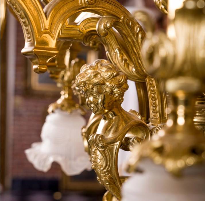 Franču lustra Napoleona III zeltītā bronzā. XIX gs. 