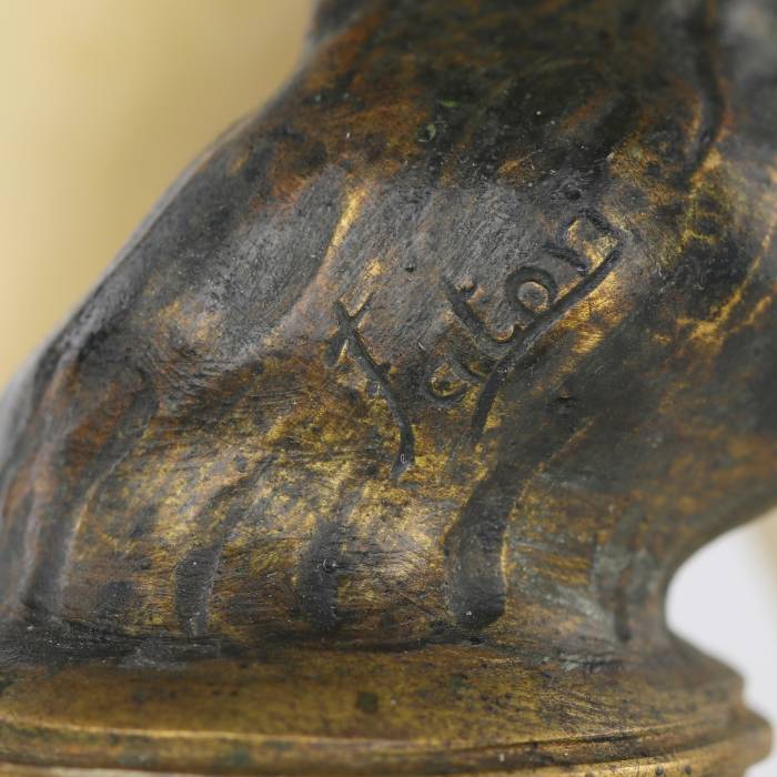 Figurine en technique chrysoéléphantine. Bronze et ivoire. Salammbô, vers 1920