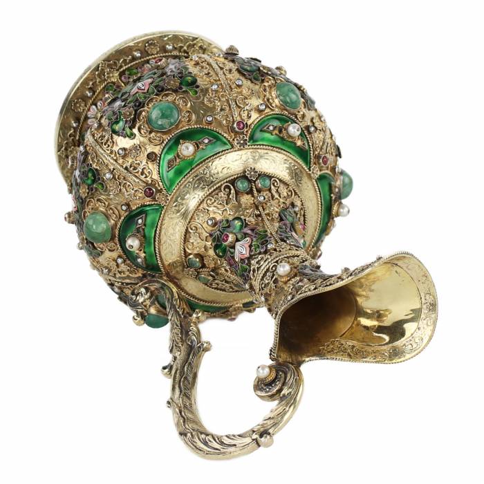 Cruche en argent exquise avec émail et pierres naturelles. Empire austro-hongrois du XIXe siècle. 