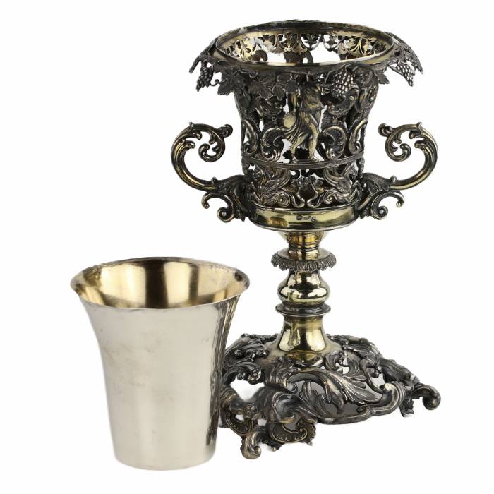 Large Russian silver cup. Ekvist Carl Gustav. St. Petersburg, mid-19th century. 