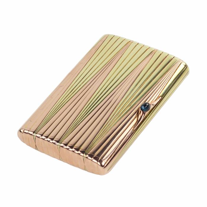 RUSSIAN 14K GOLD CIGARETTE CASE. BEILIN & SON FACTORY ST PETERSBURG, 1908–1917