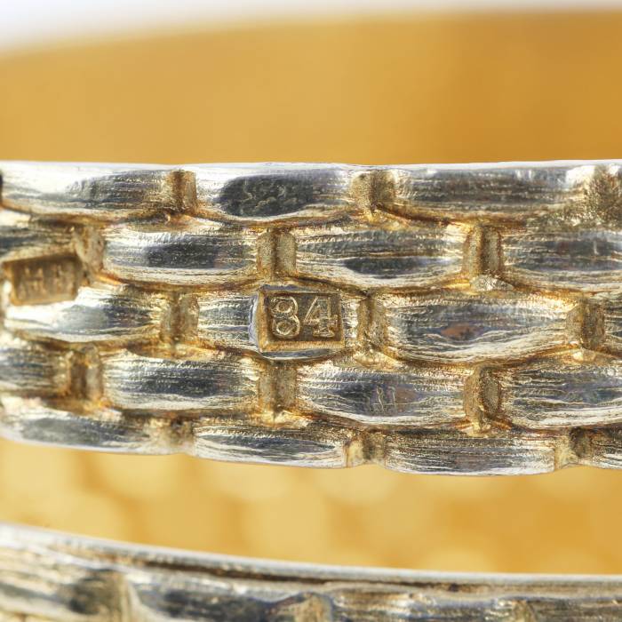 CORBEILLE À SUCRE EN ARGENT DORÉ. MATVEÏ NIKIFOROV. MOSCOU, 1875