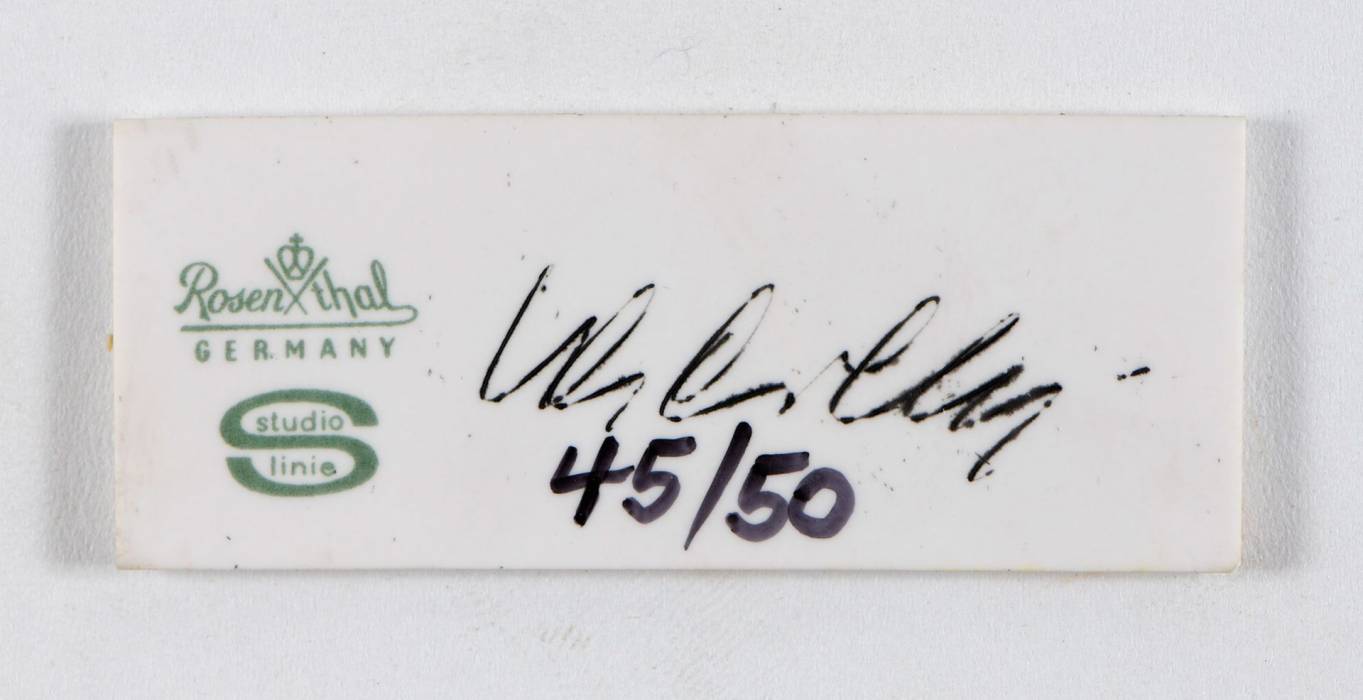 VICTOR VASARELY. «GÉOMÉTRIE CHROMATIQUE». PANNEAU EN PORCELAINE ROSENTHAL. STUDIO LINIE. 1970