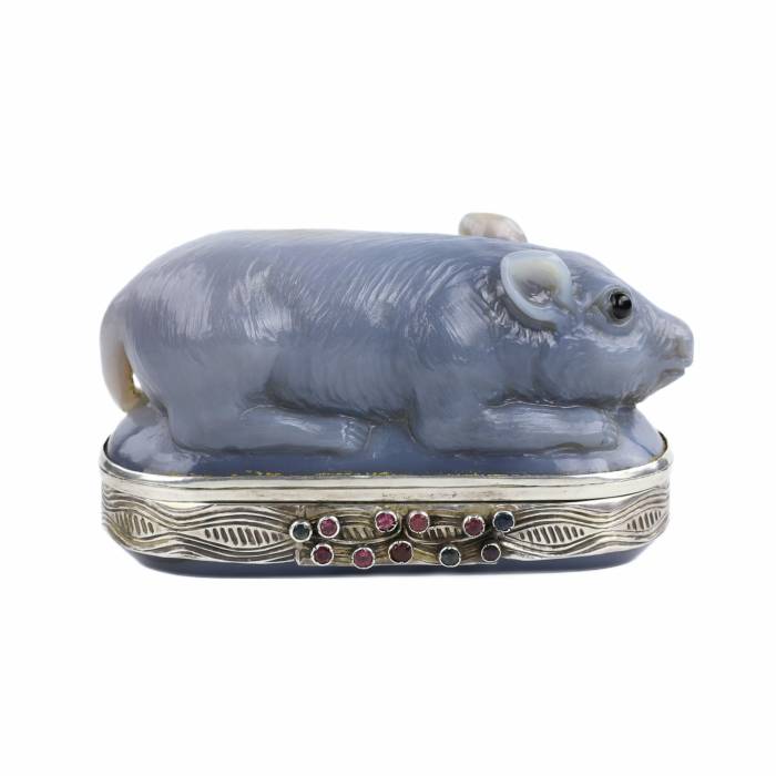 TABATIÈRE EN FORME DE SOURIS EN AGATE BANDE ET ARGENT. XIXe SIÈCLE