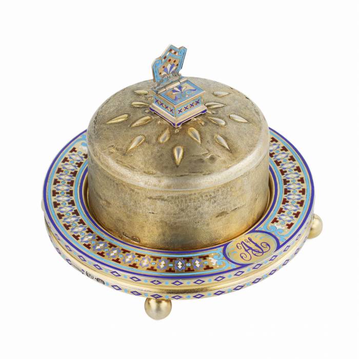 SILVER BUTTER DISH IN THE FORM OF A FESTIVE LOAF WITH SALT THRONE PAVEL OVCHINNIKOV FIRM, MOSCOW, 1896