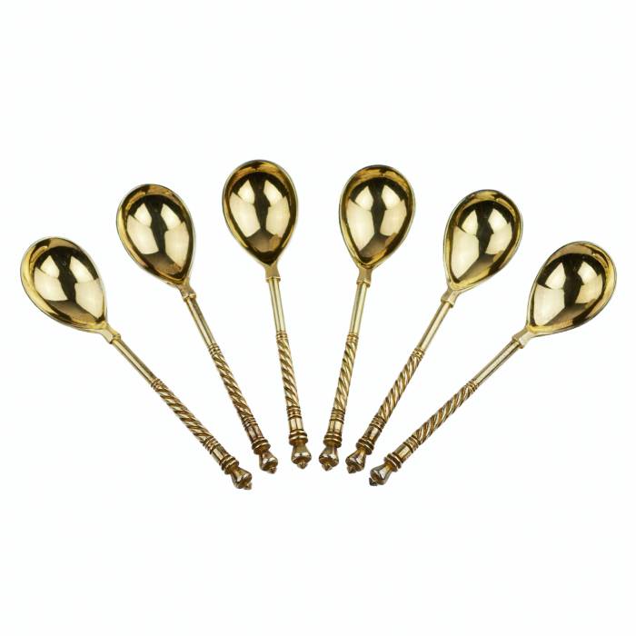 SET OF SILVER TEASPOONS IN ORIGINAL CASE, WORKSHOP OF VASILY SEMYONOV, RUSSIA,MOSCOW, 1896. 