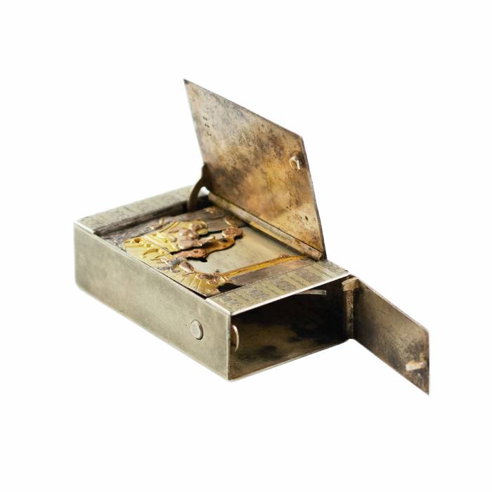 Erotic Automatic Matchbox with Mechanical Miniature  France, early 20th century