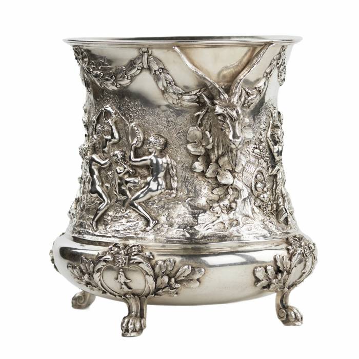 SILVER CHAMPAGNE BUCKET WITH BACCHANALIAN SCENE AND SATYR HEAD HANDLES EUROPE, 19TH CENTURY