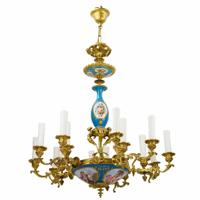 A 15-candle chandelier in the Louis XVI style. Sevres. 