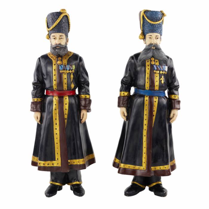 PAIR OF BRONZE FIGURES OF THE IMPERIAL FAMILY’S COSSACK GUARDS RUSSIA, ST PETERSBURG, 1912