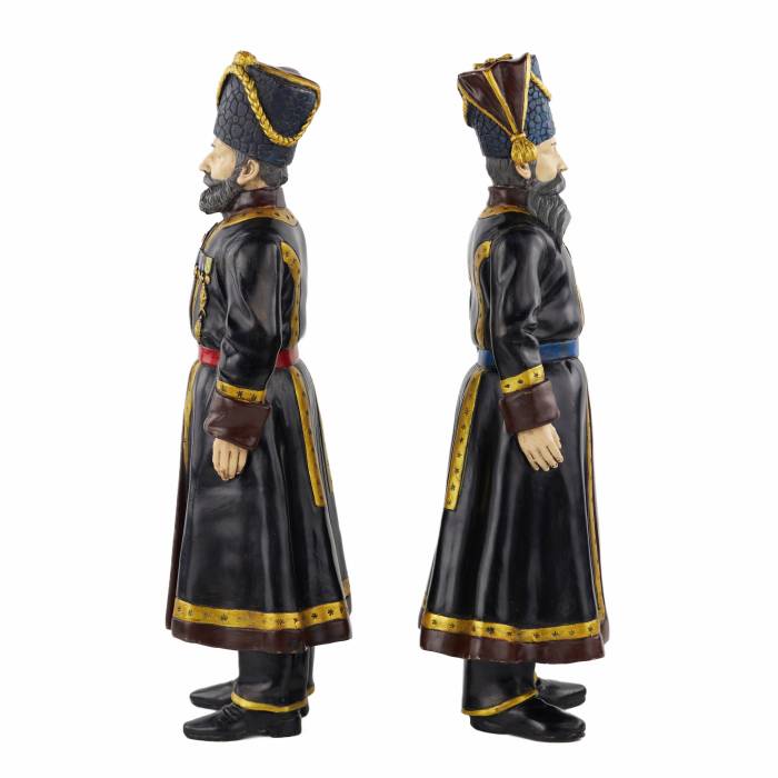 PAIR OF BRONZE FIGURES OF THE IMPERIAL FAMILY’S COSSACK GUARDS RUSSIA, ST PETERSBURG, 1912