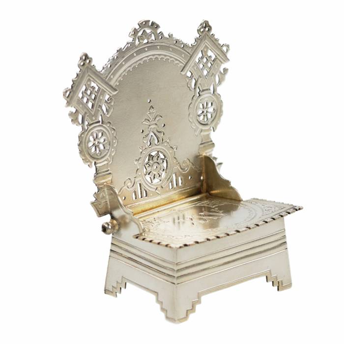 SILVER THRONE-FORM SALT CELLAR IN THE HISTORICISM STYLE RUSSIAN EMPIRE, MOSCOW, 1891