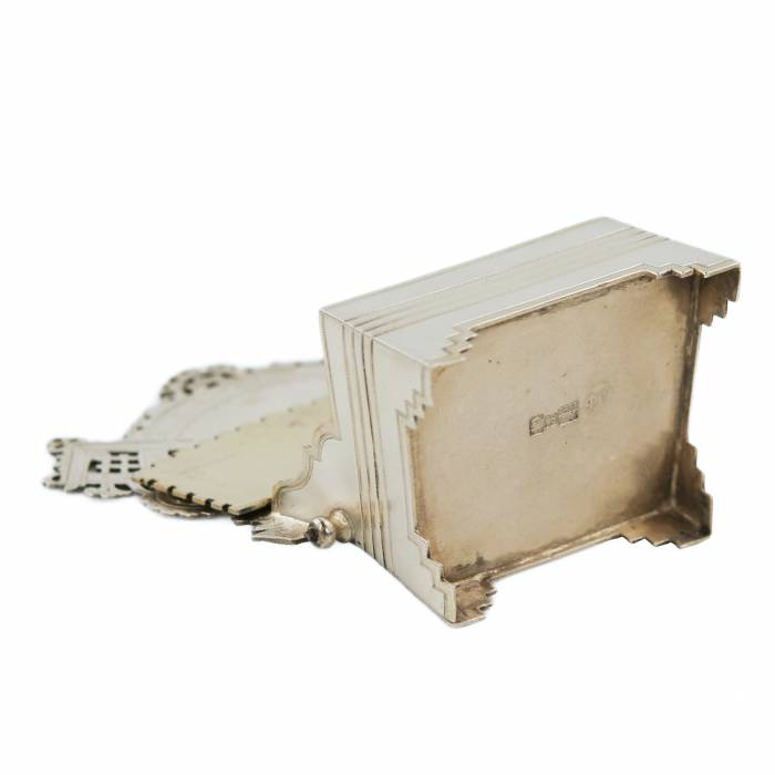 SILVER THRONE-FORM SALT CELLAR IN THE HISTORICISM STYLE RUSSIAN EMPIRE, MOSCOW, 1891