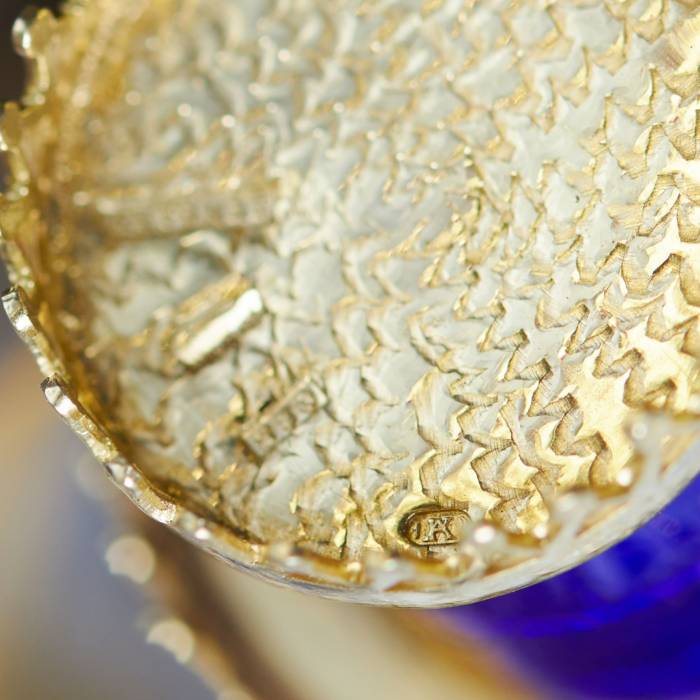 CHESS SET IN THE HISTORICIST STYLE WITH ENAMEL. MASTER A. KÖNIG  AUSTRIA-HUNGARY, EARLY 20TH CENTURY