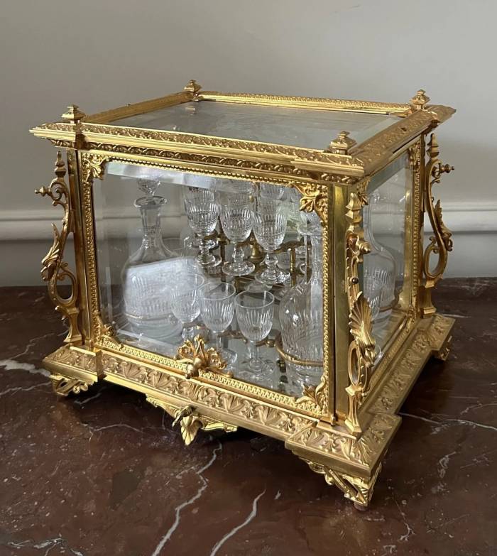 LIQUEUR CABINET (CAVE À LIQUEURS) IN GILT BRONZE AND CRYSTAL IN THE NAPOLEON III STYLE FRANCE, SECOND HALF OF THE 19TH CENTURY