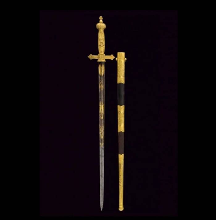 CEREMONIAL PRESENTATION SWORD  RUSSIAN EMPIRE, FIRST HALF OF THE 19TH CENTURY