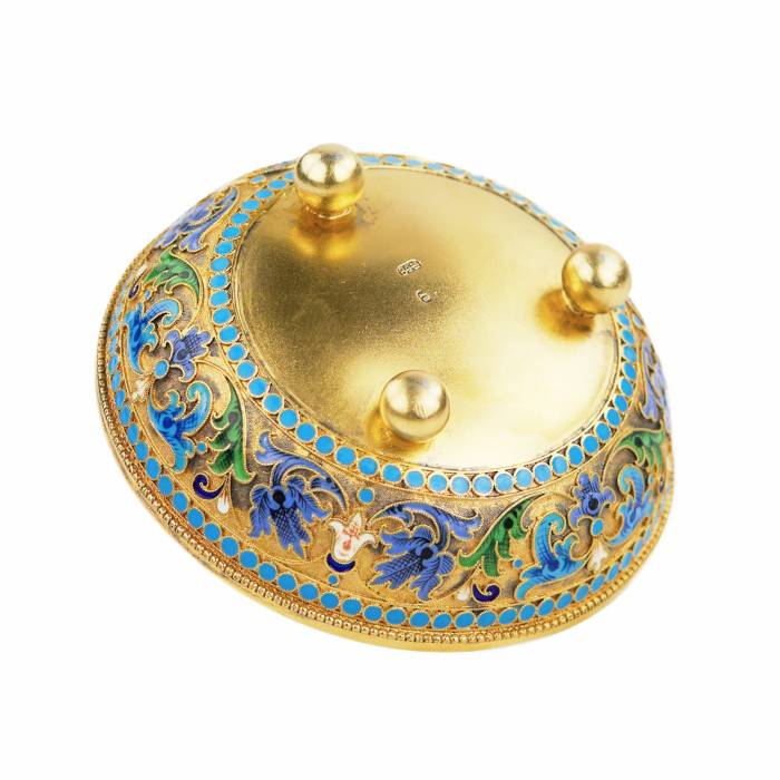SILVER CUP WITH POLYCHROME ENAMELS. MASTER VASILIY AGAFONOV RUSSIA, MOSCOW, LATE 19TH CENTURY