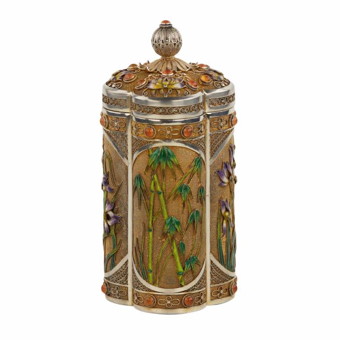 СЕРЕБРЯНАЯ БАНКА ДЛЯ ЧАЯ С ЭМАЛЯМИ И КАБОШОНАМИ  КИТАЙ, XX ВЕК