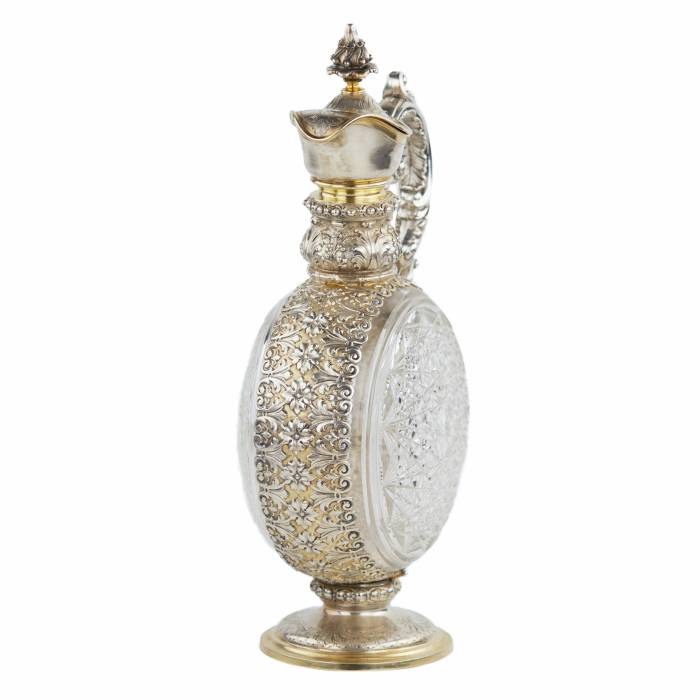 PAIR OF CUT CRYSTAL WINE EWERS WITH SILVER MOUNTS GERMANY, FIRST HALF OF THE 20TH CENTURY