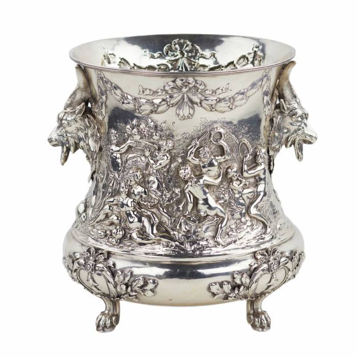 SILVER CHAMPAGNE COOLER WITH BACCHANALIAN FRIEZE AND SATYR HEADS GERMANY, HANAU, SECOND HALF OF THE 19TH CENTURY