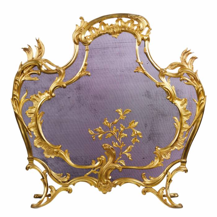 ЭКРАН ДЛЯ КАМИНА ИЗ ПОЗОЛОЧЕННОЙ БРОНЗЫ В СТИЛЕ ЛЮДОВИКА XV ФРАНЦИЯ, XIX ВЕК