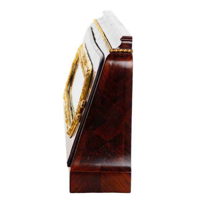 MEDAL DISPLAY CABINET EUROPE, TURN OF THE 19TH AND 20TH CENTURY