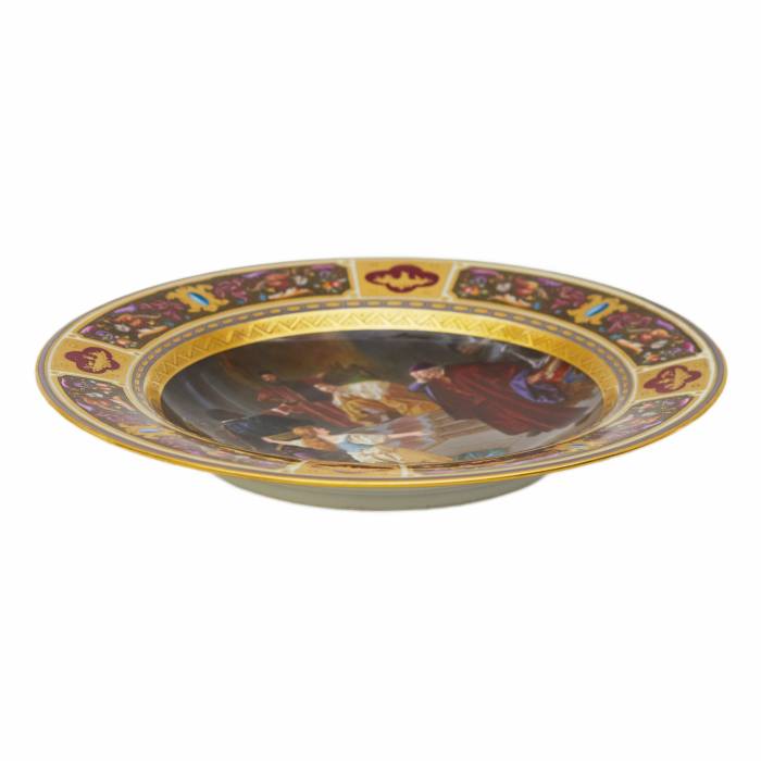 DECORATIVE PLATE “OTHELLO AND DESDEMONA” BERLINER PORZELLAN-MANUFAKTUR (KPM) BERLIN, GERMANY, LATE 19TH CENTURY