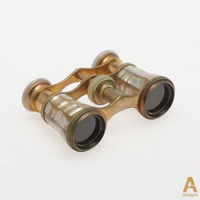 Theater binoculars 