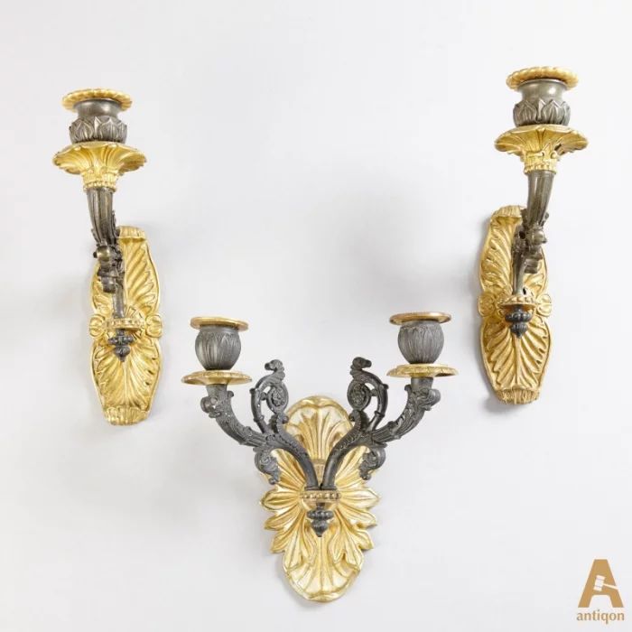 Set of wall sconces