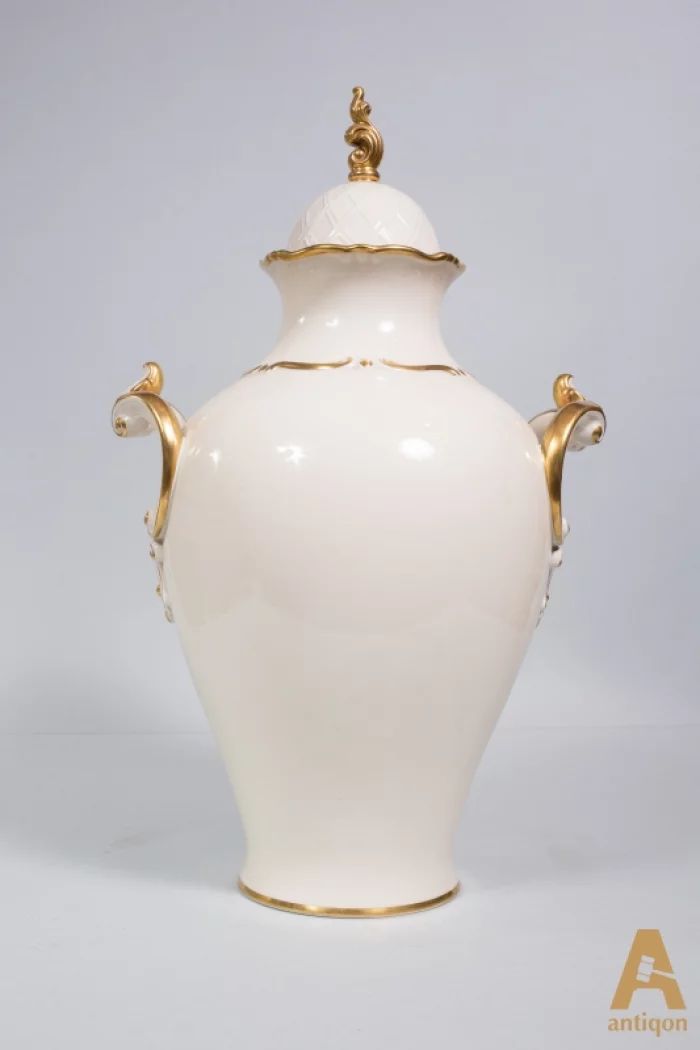 White vase