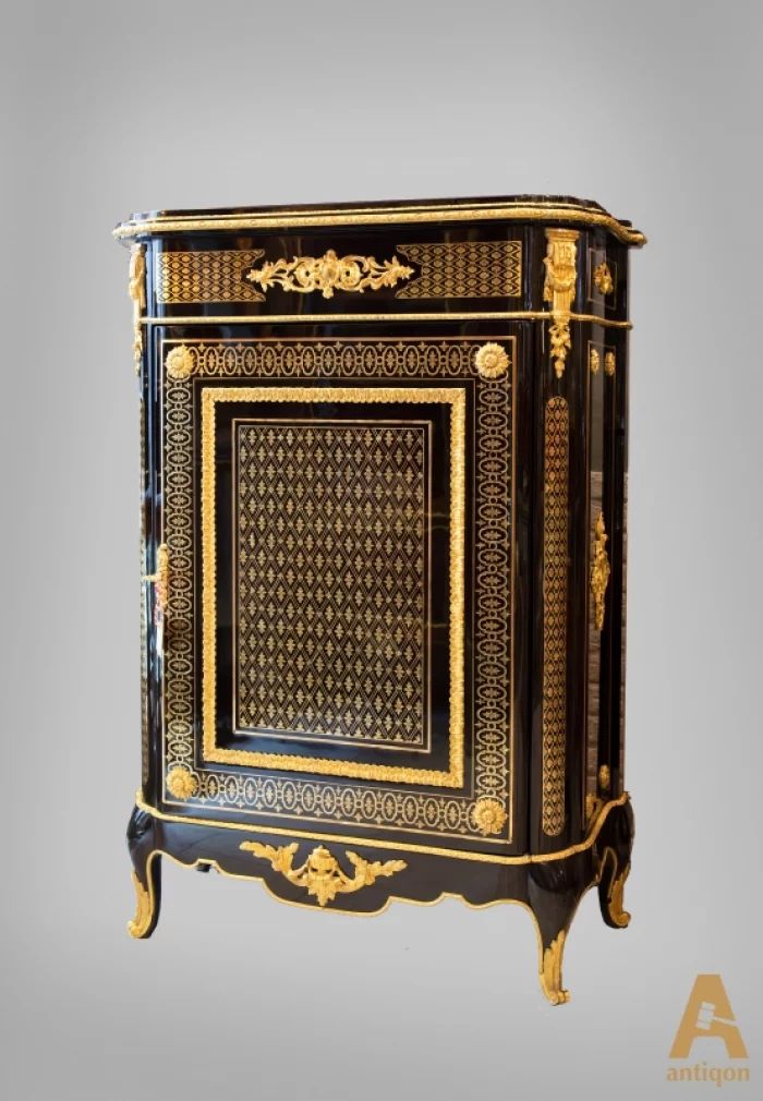 Dresser in Napoleon III style