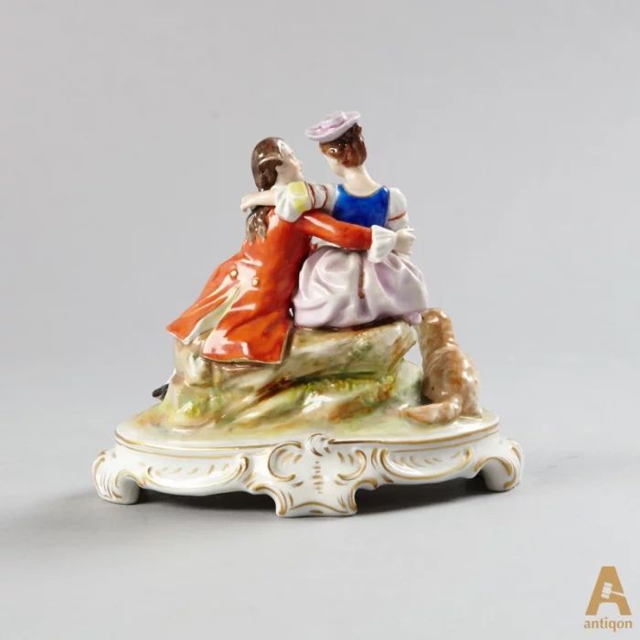 Porcelain figurine "Romantic couple"