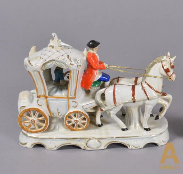 Figurine en porcelaine "Carriage"