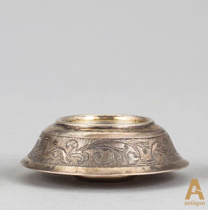 Серебряная солонка. Россия