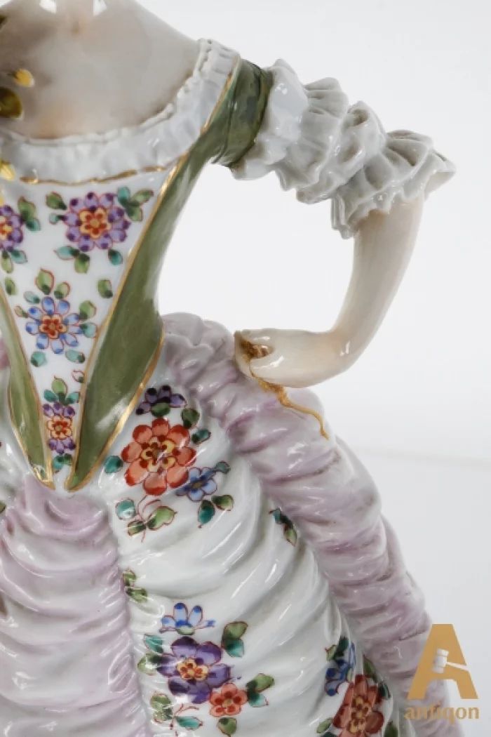 Porcelain figure "Spanish Dance"