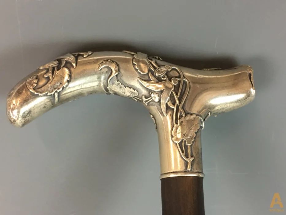 Walking stick with silver handle. 1900