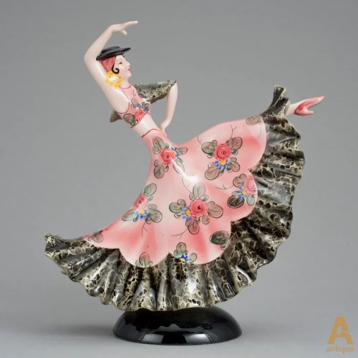 "Танцовщица фламенко". Wien Keramos