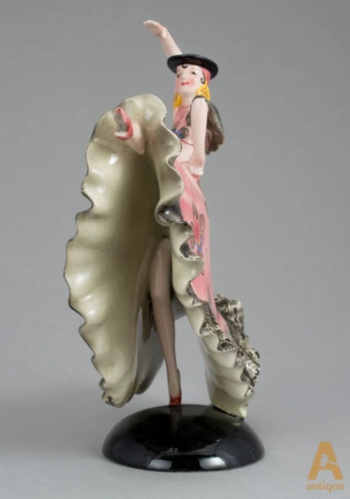 "Танцовщица фламенко". Wien Keramos