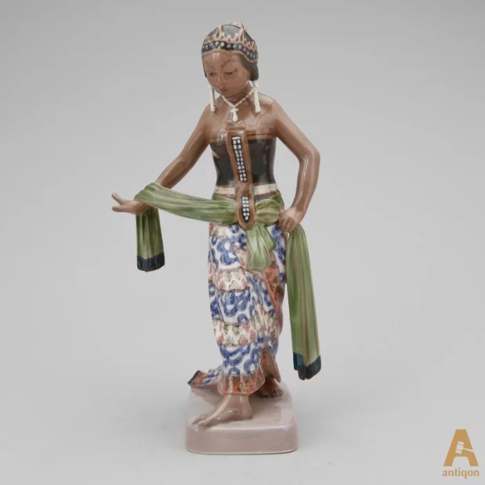 Javanese dancer.Dahl Jensen