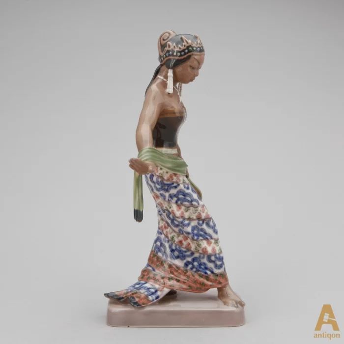 Javanese dancer.Dahl Jensen