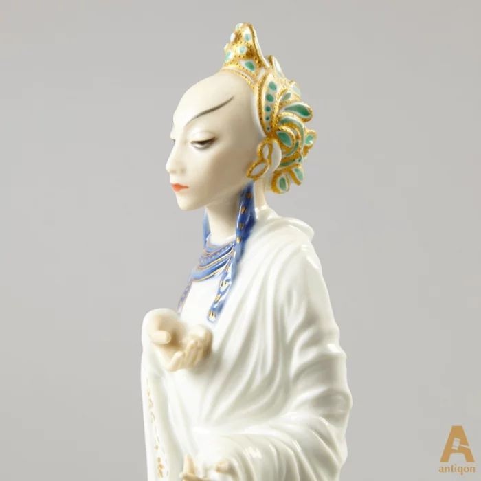 "Chinese Lady Chaosium" Rosenthal