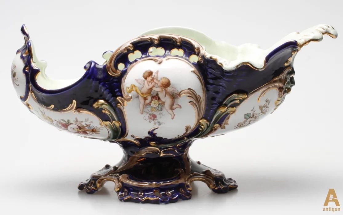 Jardiniere "Putti"