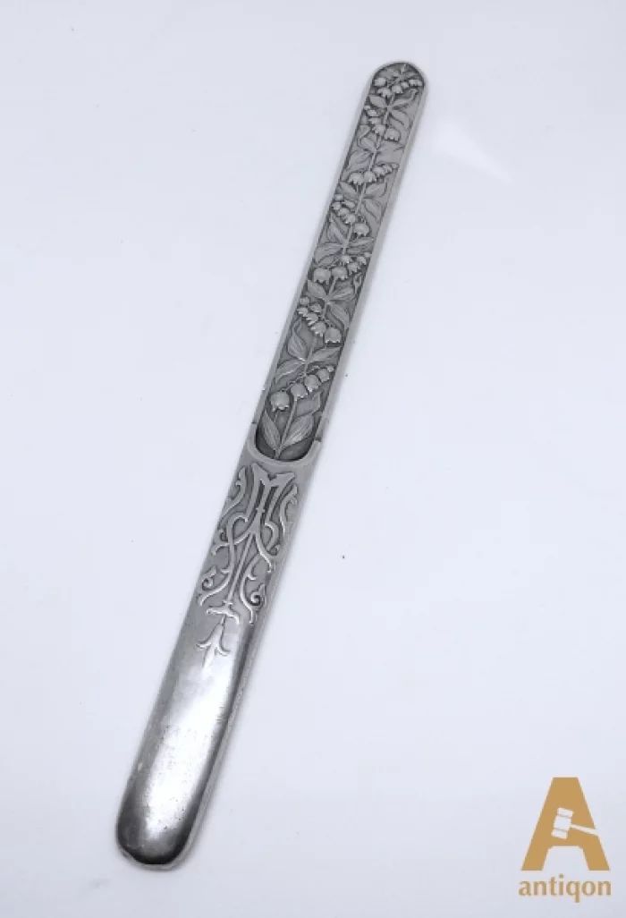 Knife for letters