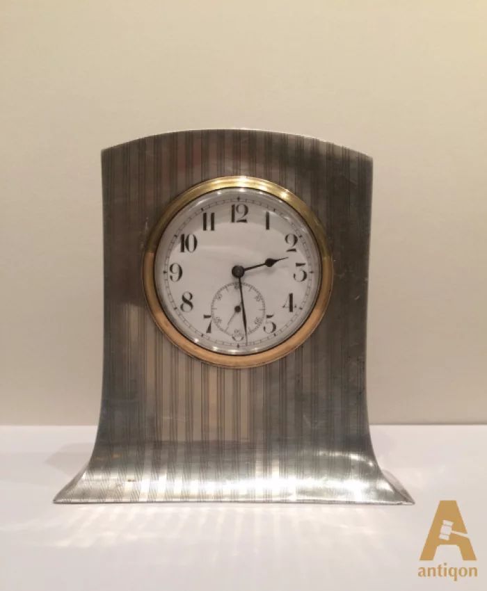Table clock