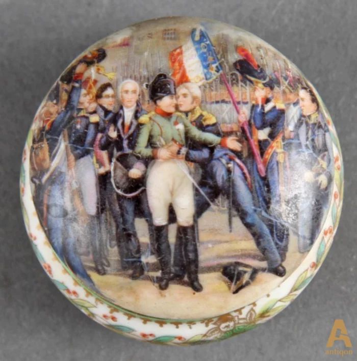 Snuff-box Les Adieux de Fontainebleau. 