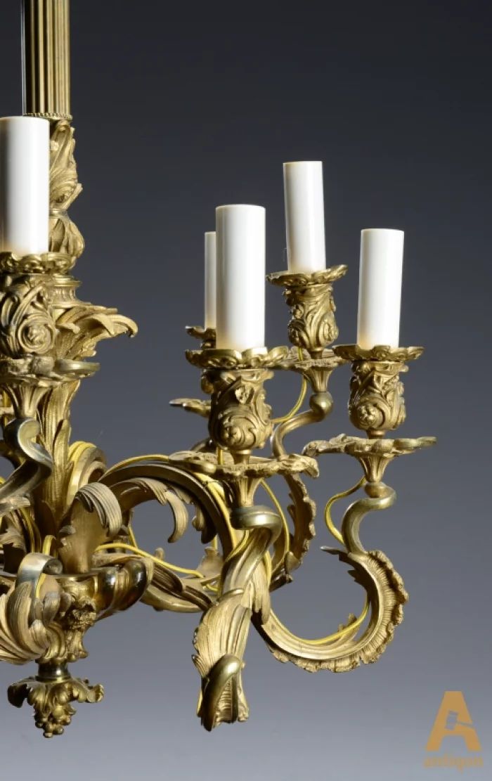 Lustra ar 8 svecēm. Rococo