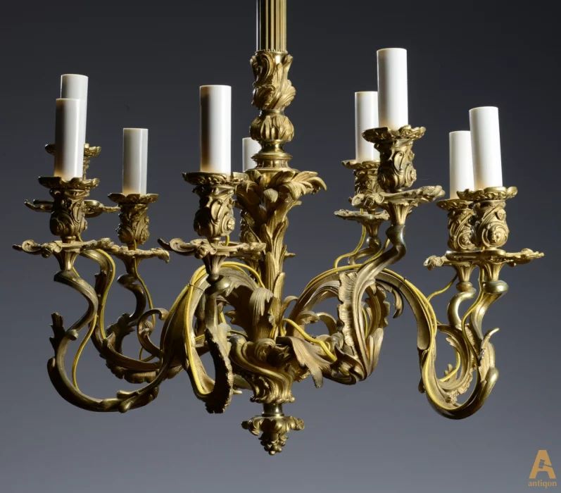 Lustra ar 8 svecēm. Rococo
