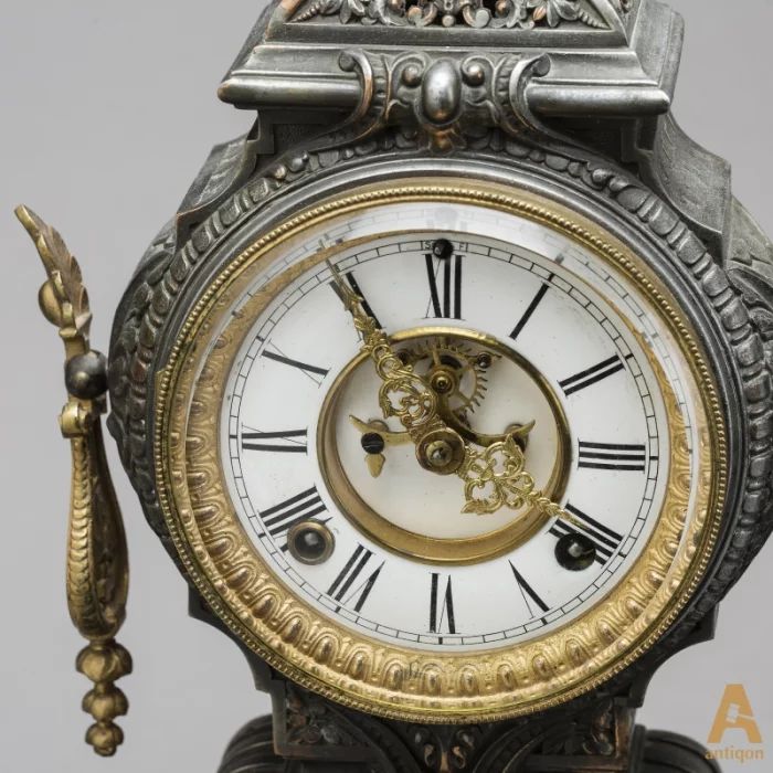 Mantel Clock